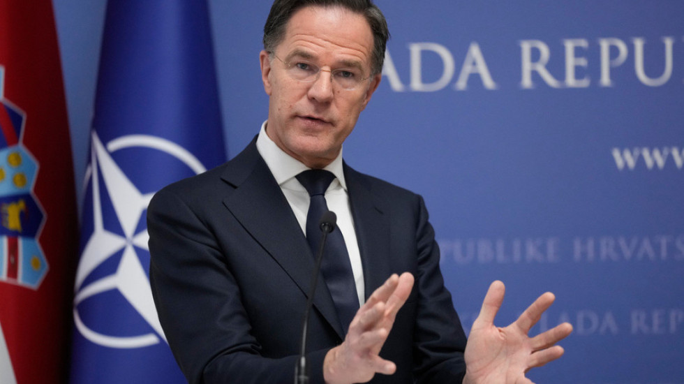 NATO vendos sistem shtesë mbrojtës Patriot në Turqi, Macron: Lufta nuk është e jona