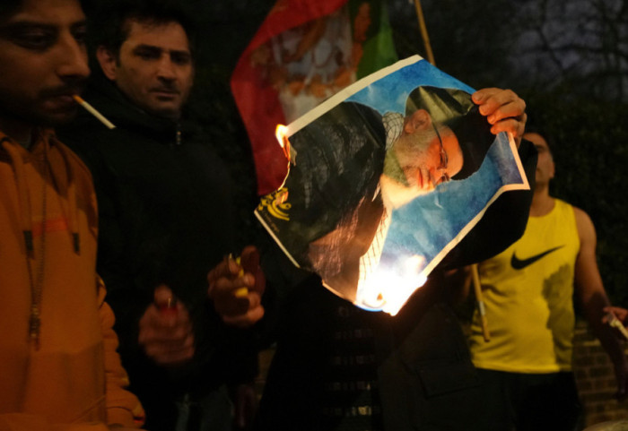 Protestuesit iranianë trajtohen fshehurazi për të shmangur arrestimin