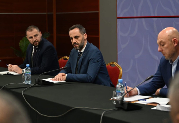 Arratisja e Ndocit vendos burgjet nën “lupë”, Lamallari kërkon transferimin e të rrezikshmëve nga Durrësi