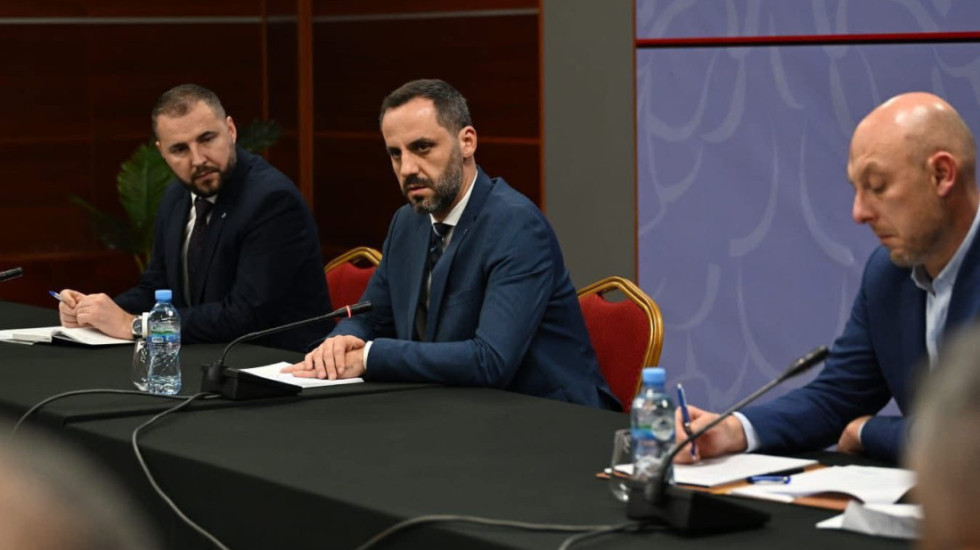 Arratisja e Ndocit vendos burgjet nën “lupë”, Lamallari kërkon transferimin e të rrezikshmëve nga Durrësi