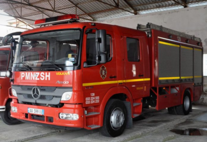 Jetonte vetëm, zjarri djeg shtëpinë në Korçë, humb jetën e moshuara