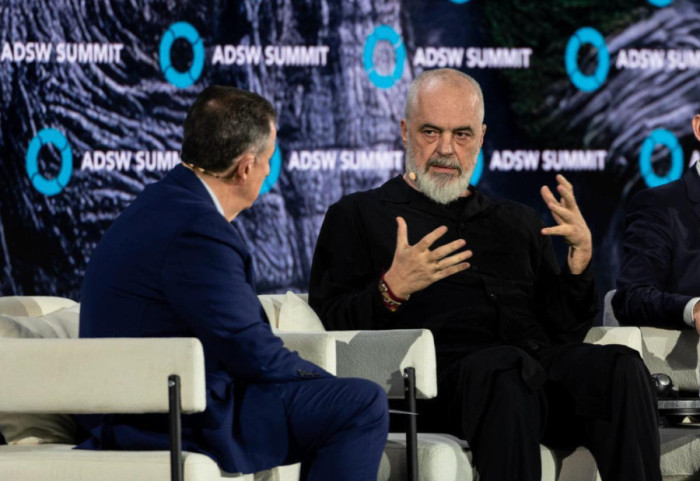 "Nuk jeni pasardhës të Aristotelit", Rama reagon pasi deklarata e tij ndezi nacionalizmin në Greqi