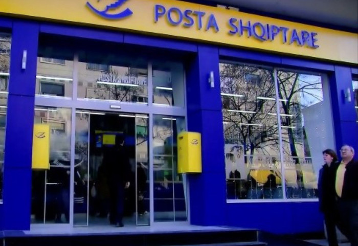 Dy punonjëset e Postës në Devoll vjedhin 220 mln lekë të pensioneve dhe ndihmës ekonomike