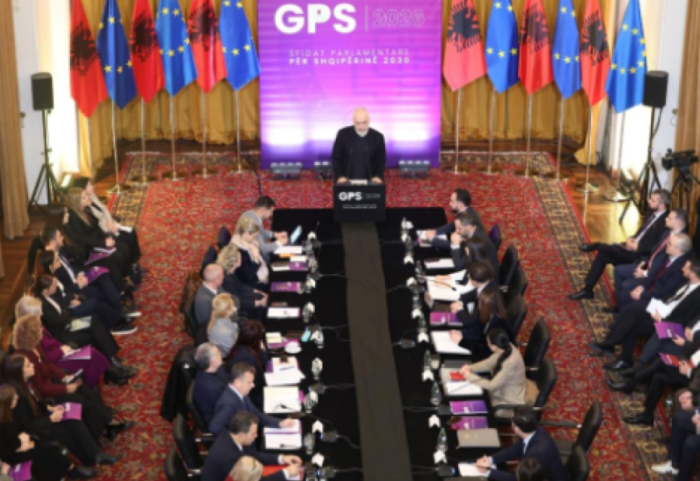 “Do prodhojmë dronë të sofistikuar”, Rama: U kthye Kryeministria në supermarket