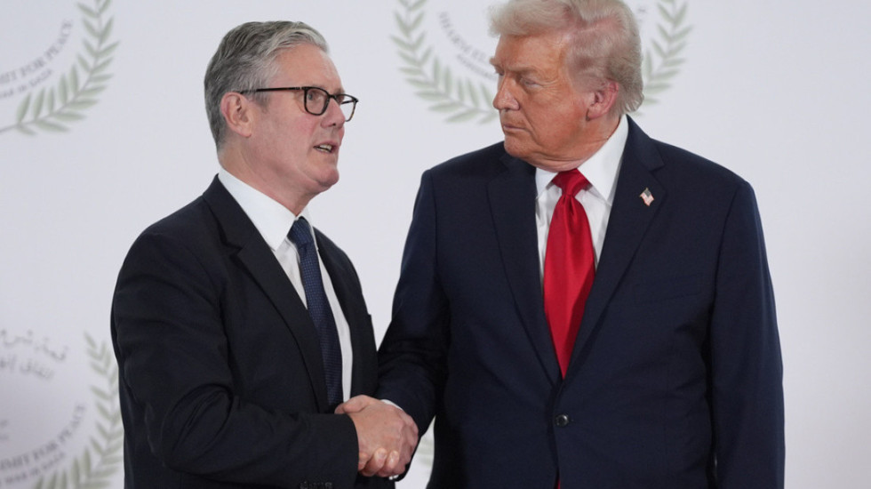 Starmer, telefonatë me Trump, e quan të gabuar planin e tarifave për Groenlandën