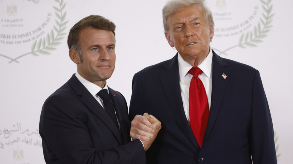 “Çfarë po bën me Groenlandën”, Trump publikon mesazhin e Macron