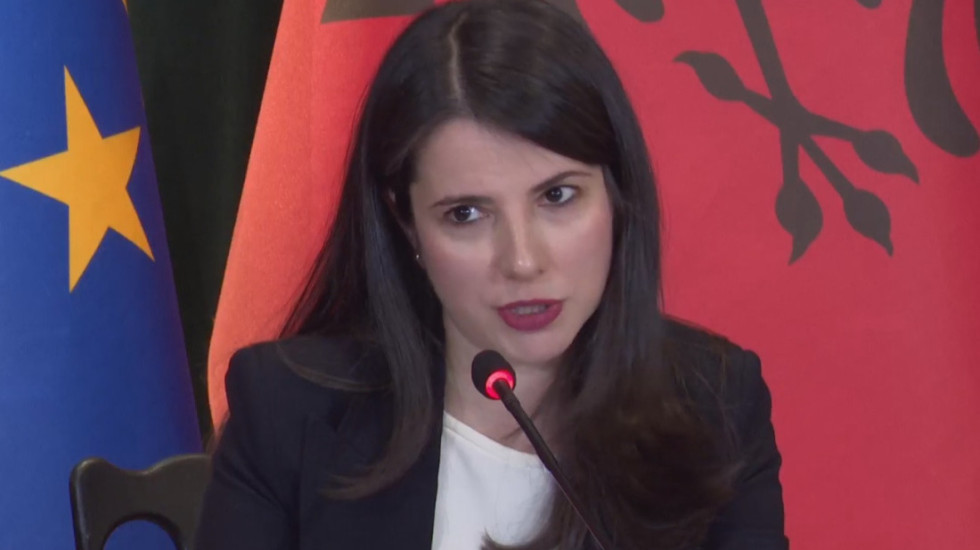 Fondet IPARD, ministrja Pirdeni: Do fitojmë besimin për ti përfituar