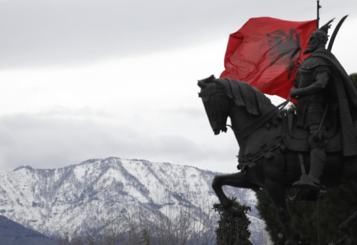 Kthehen reshjet në të gjithë vendin, rrezik nga vërshimet dhe rënia e gurëve në qarkun e Shkodrës