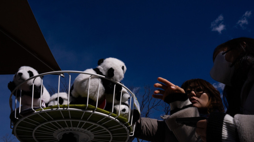 Lamtumira me lot ndërsa Japonia kthen pandat në Kinë