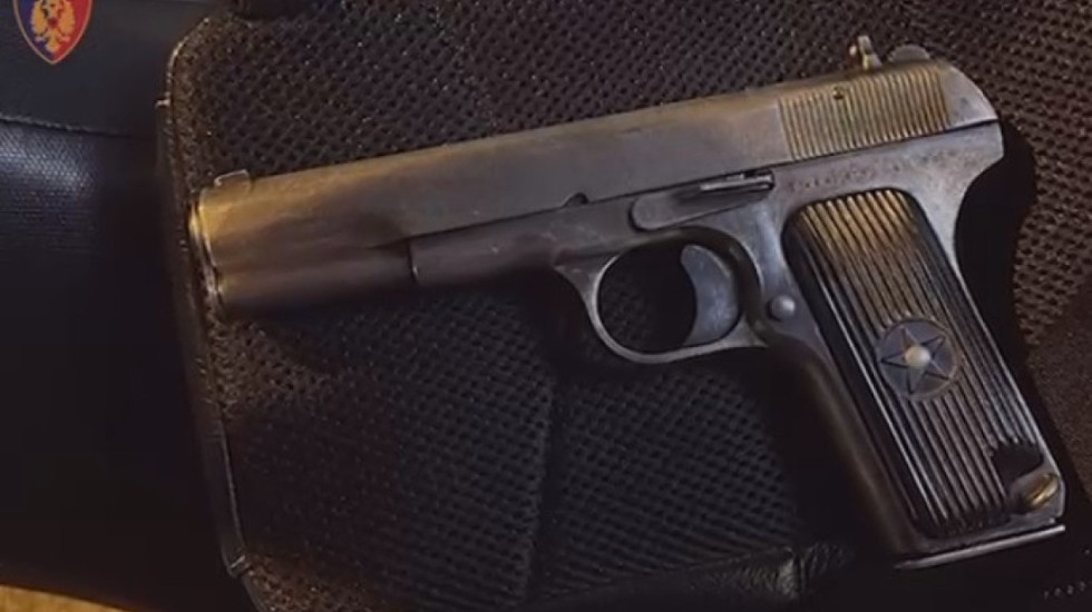 Lëvizte i armatosur me pistoletë, arrestohet 31-vjeçari