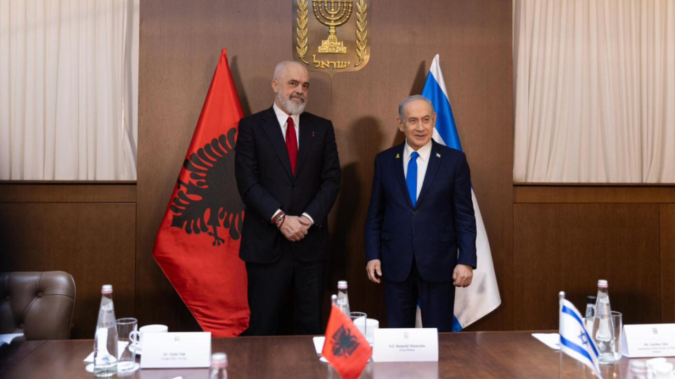 Vizita në Izrael, Rama takohet me Netanjahun, lë shënim tek ‘Muri i Lotëve’