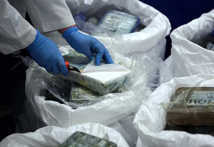 Transportohej me gjysmë-nëndetëse, kapet sasia më e madhe e drogës në Portugali