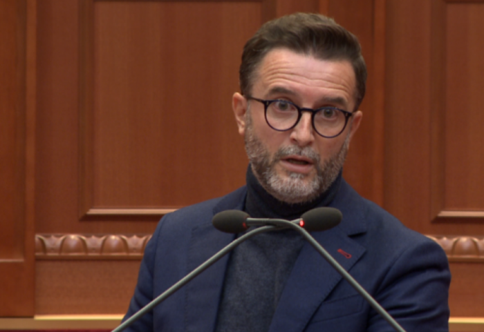 Braçe kërkon llogari për dëmshpërblimet e përmbytjeve: Fondet nuk figurojnë në buxhet