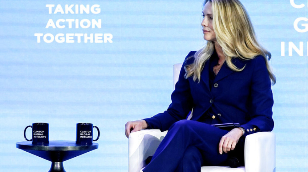 E veja e Steve Jobs “shkrin” pasurinë që burri i la trashëgimi, shpenzoi 5 mld dollarë nga 2011