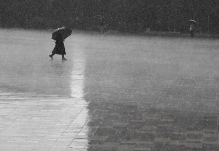 E marta me reshje, parashikimi i motit për sot