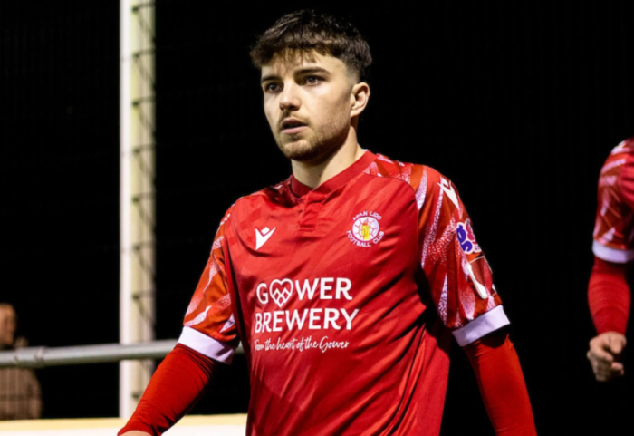 Futbolli në zi, ndërron jetë lojtari i talentuar 25-vjeçar