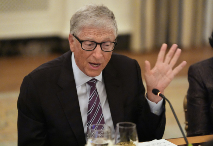 “Isha budalla”, Bill Gates: Pendohem që kalova kohë me Jeffrey Epstein