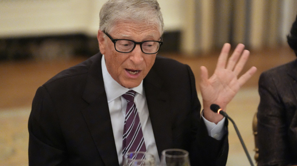 “Isha budalla”, Bill Gates: Pendohem që kalova kohë me Jeffrey Epstein