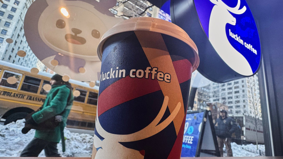 Studimi: Pijet me kafeinë mund të mbrojnë trurin