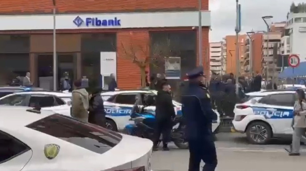 Zbardhet dinamika e grabitjes së bankës në Tiranë, autori ndërtues: Jam i zhytur në borxhe!