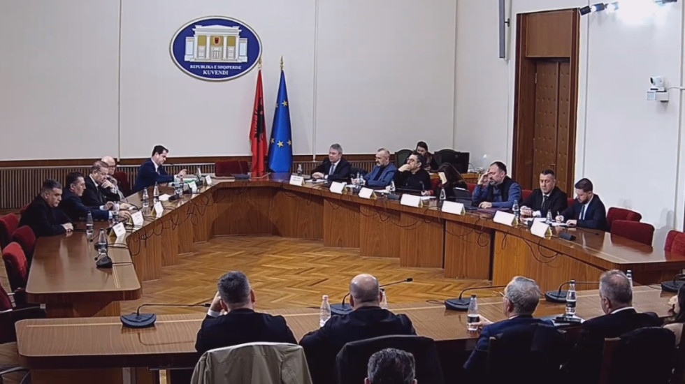 Mblidhet Komisioni i Reformës Zgjedhore, kërkohet konsensus politik