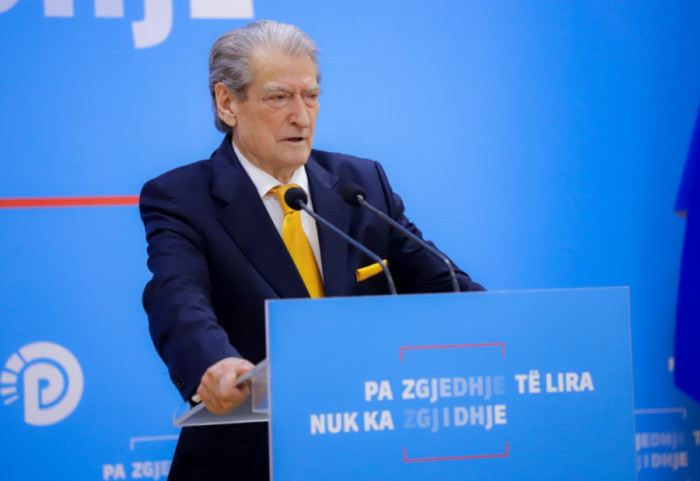 Berisha për emërimin e ish deputetit të tij: S’ka më 'puthu me Milon', por puthu me Dash Sulën