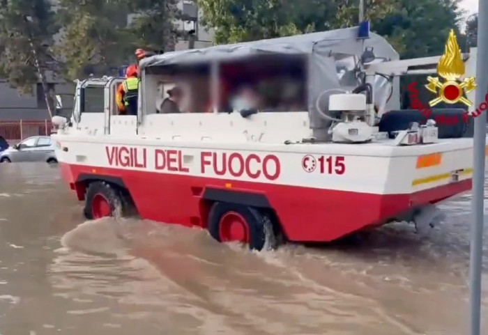 Moti i keq në Itali, përmbytet Fiumiçino: 50 familje evakuohen