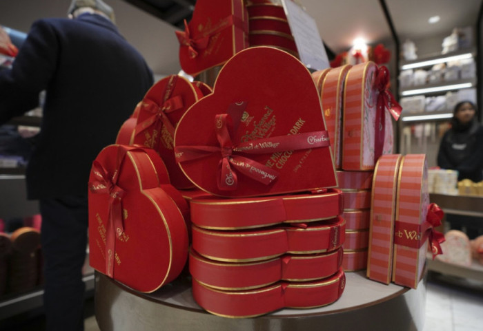 Pse çokollata ndez 'fluturat në stomak'? Ja sekreti biokimik që fsheh 'nektari i Perëndive'