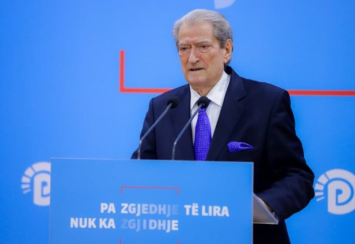 “Dorëheqja e Edi Ramës e zgjidh krizën”, Berisha: Ndryshimet ligjore të PS asgjësojnë sistemin e drejtësisë