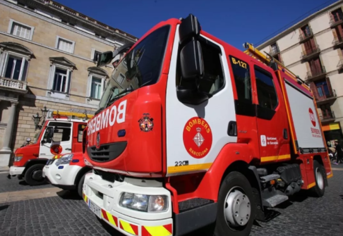 Pesë të vdekur nga zjarri në një ndërtesë në Spanjë