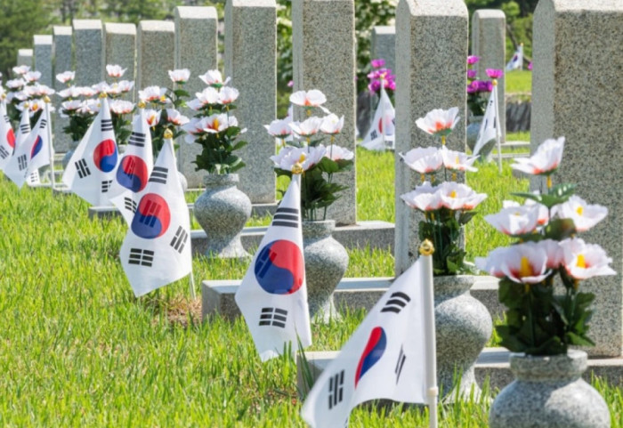 “Mos vdisni!”, krematoriumet plot, Koreja e Jugut në kolaps