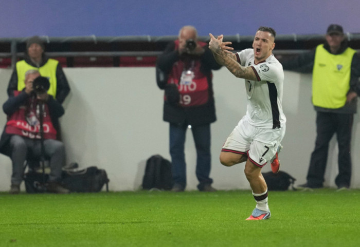 Rey Manaj përfshihet në aksident në Turqi