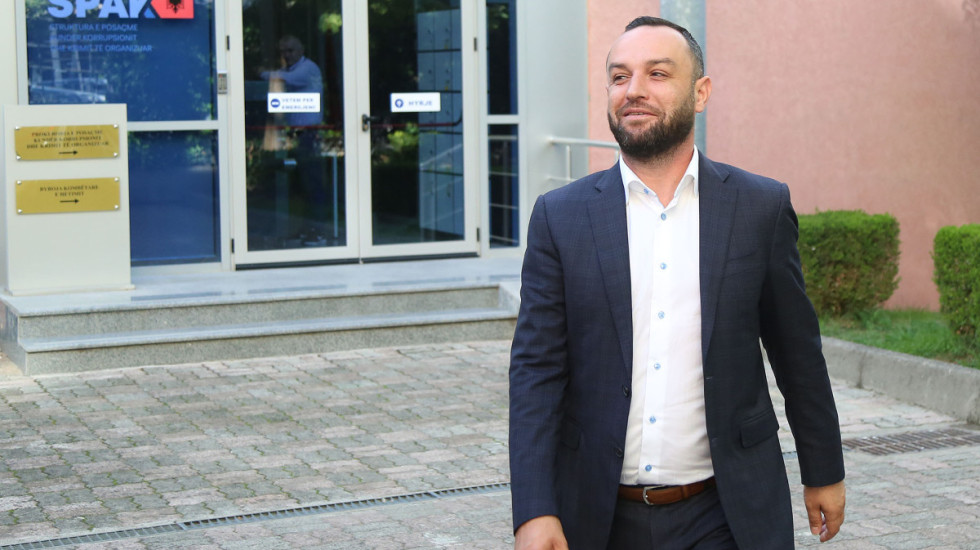 16 muaj pas hekurave, lirohet ish-deputeti socialist Jurgis Çyrbja