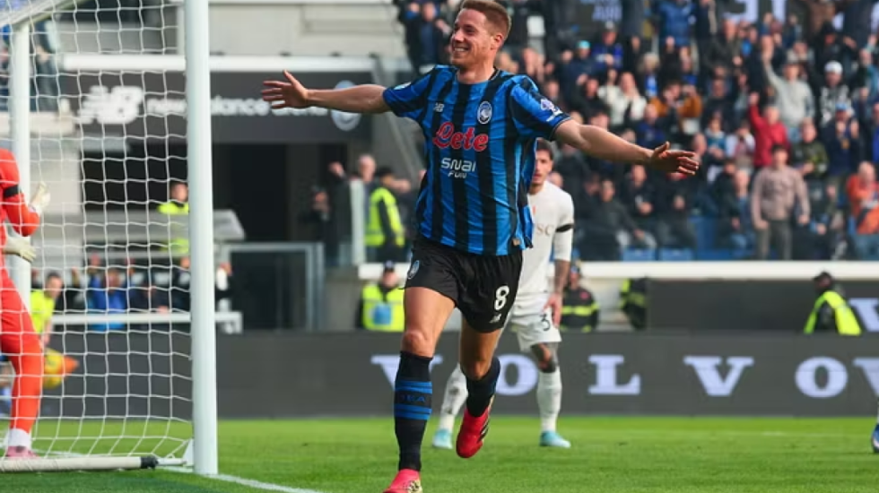 Atalanta fiton 2-1 me përmbysje, Napoli 14 pikë larg Interit