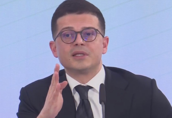 Dëmtimi i Librazhd- Pogradec, Vengu: Po investojmë në prita lumore. Çako: Do bëjmë aks të ri