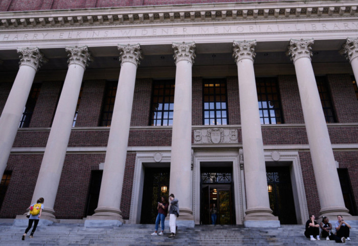 "Epstein"/ Ish-Rektori jep dorëheqjen nga Universiteti i Harvardit për lidhjen me të