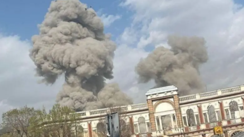 Izraeli dhe SHBA sulmojnë Iranin