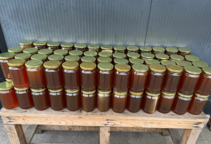 Vinte nga Greqia, bllokohet rreth 1 ton mjaltë në Kapshticë