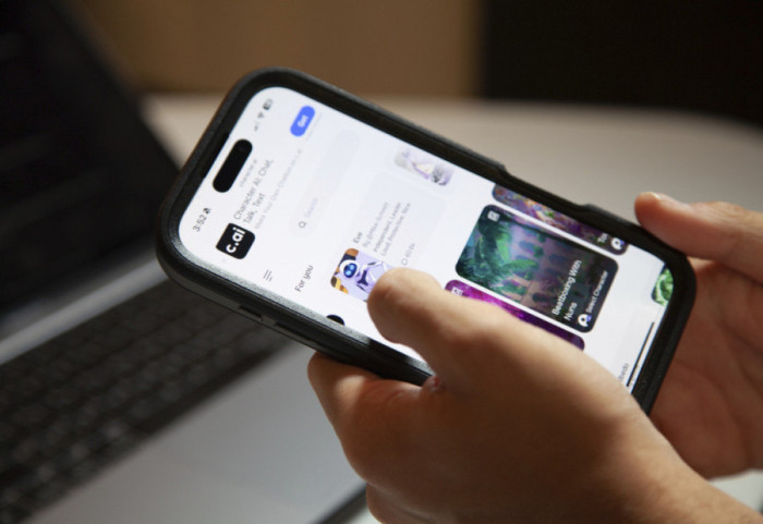 Studimi: Chatbot-et e inteligjencës artificiale mund të përkeqësojnë sëmundjet mendore