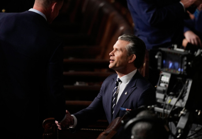 E konfirmon Sekretari Amerikan i Mbrojtjes: Fundosëm anijen luftarake iraniane me silurë!