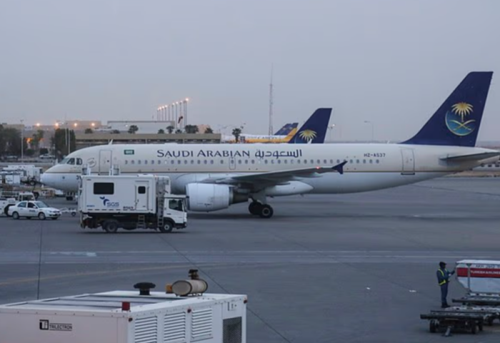 Kriza e naftës godet aviacionin, çmimet e biletave drejt rritjes