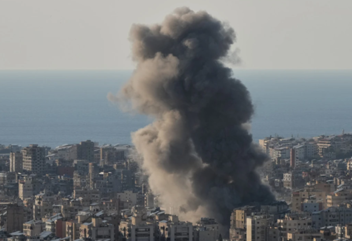 Raketa në zonë civile në Abu Dhabi, vritet një palestinez