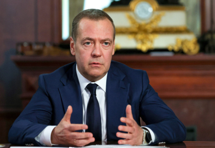 “Lufta e Tretë Botërore mund të fillojë në çdo moment”, Medvedev paralajmëron: Nëse Trump vazhdon këtë qasje