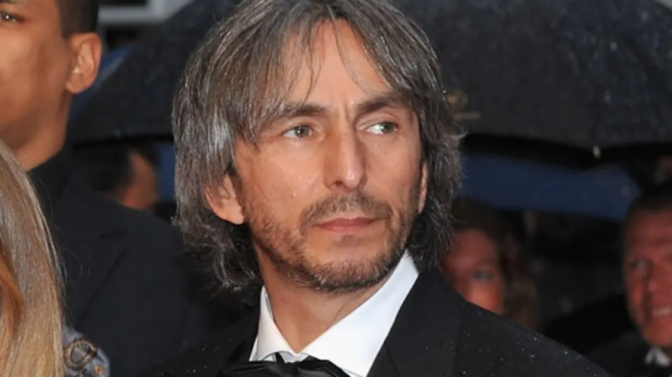 I doli emri në dosjen Epstein, vetëvritet ish-senatori rus