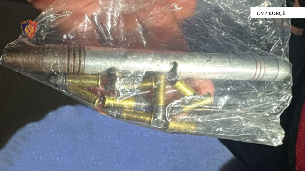 Me pistoletë stilolaps me vete, kapet në lokal 32-vjeçari