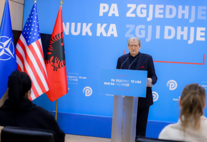 Berisha për ministrat e rinj: Bajrami i Presidencës u bë Harami i Presidencës