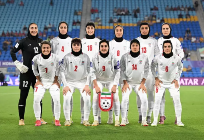 Lufta në Iran, Kombëtarja e femrave nuk këndon himnin në Kupën e Azisë