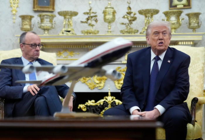 Trump i pakënaqur me Mbretërinë e Bashkuar, kërcënon të bllokojë tregtinë me Spanjën