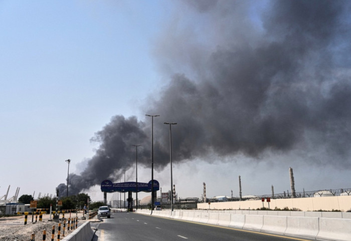 Konsullata amerikane në Dubai në flakë, goditet nga droni iranian