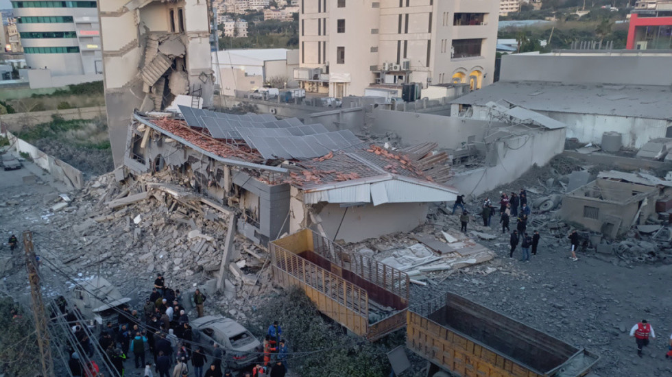 5 ditë luftë, sulme dhe kundërsulme në Lindjen e Mesme, goditet një bazë ajrore dhe një anije